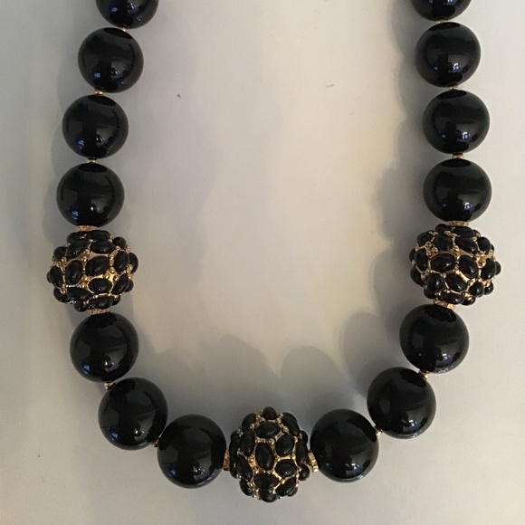 Kenneth Jay Lane Black pearl + pave necklace - Picture 2 of 10